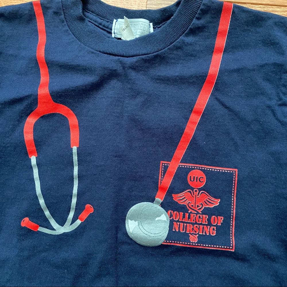 UIC Nursing Tee Shirt